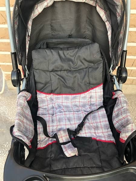 Pram Stroller for Infants & Toddlers 3