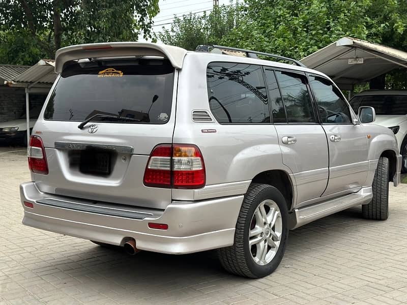 Toyota Land Cruiser 2001 5