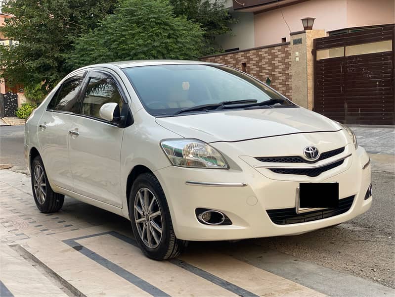 Toyota Belta 2010 X S package 1.0 1