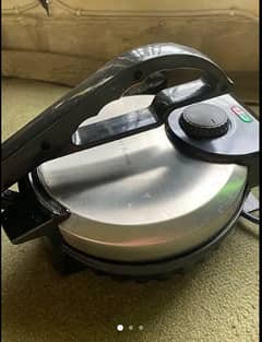 roti maker good in condition for sale. . .