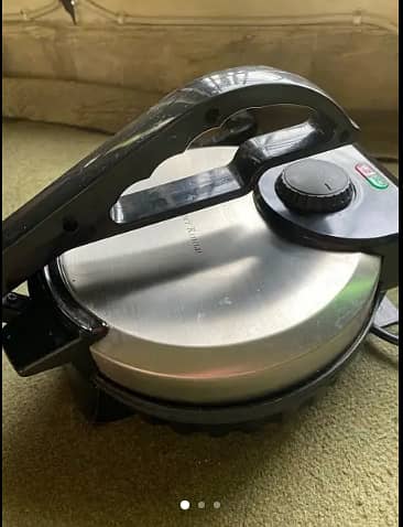 roti maker good in condition for sale. . . 0