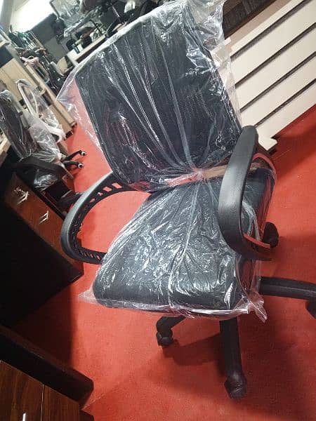 Office chair / Revolving Chair / Chair / Boss chair / Executive chair 1