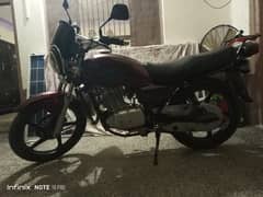 Suzuki GS 150 2022