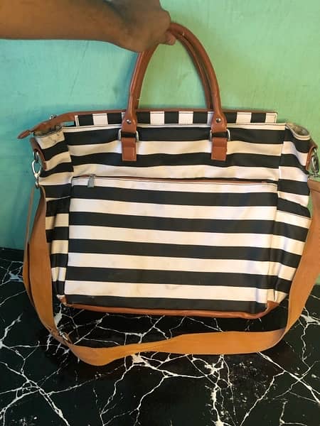 Preloved Black and White Stripes Fashion USA Travel and Shoulder bag 1