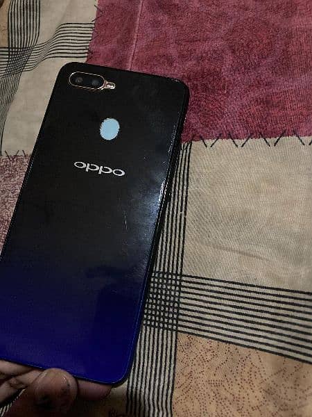 Oppo f9 8 256 4