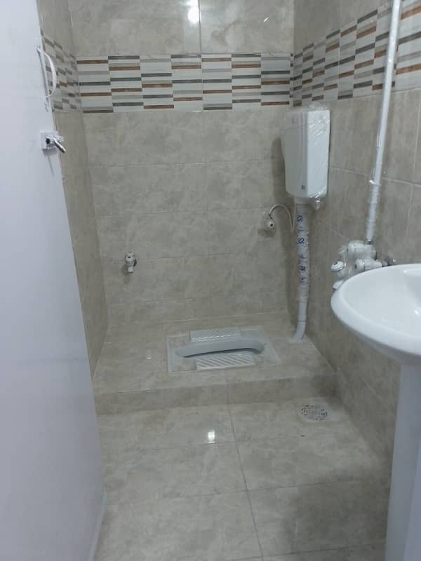 FLAT FOR SALE RENOVATE 12