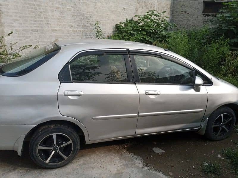 Honda City IDSI 2005 5