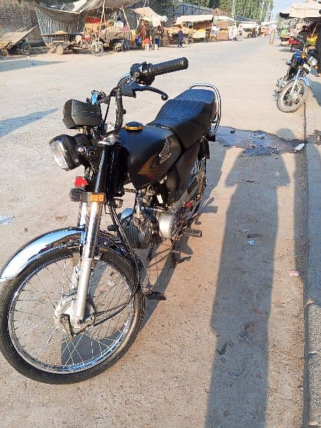 Honda cd70 exchange with Honda 125 8