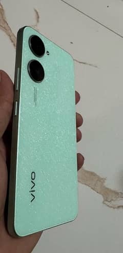 vivo y 03 4+4 /64 gb 10 by 10 condition