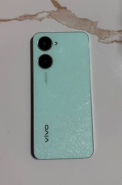 vivo y 03 4+4 /64 gb 10 by 10 condition 1