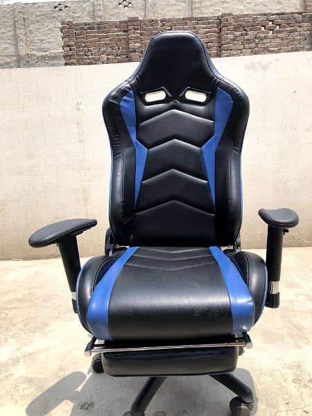 Gaming Chair made in U. E. A 1