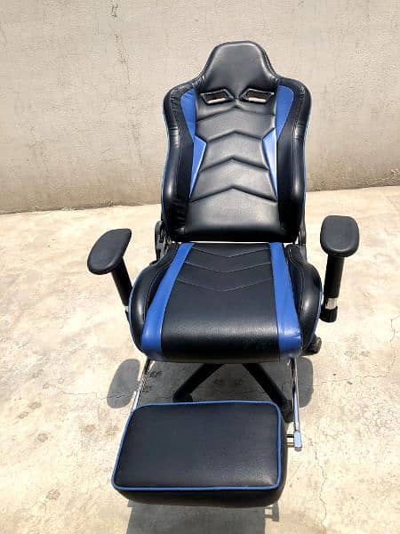 Gaming Chair made in U. E. A 3