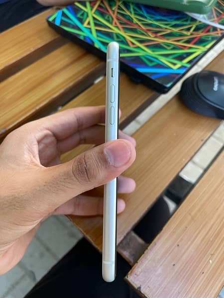 Iphone Xr 64GB jv for sale 5