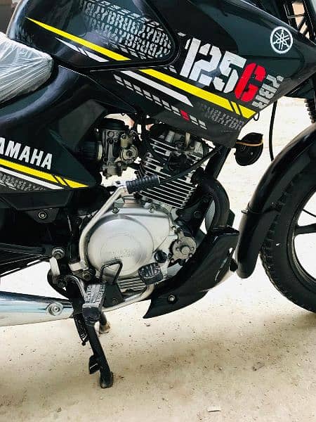 Yamaha ybr 125G number laga howa hai 2