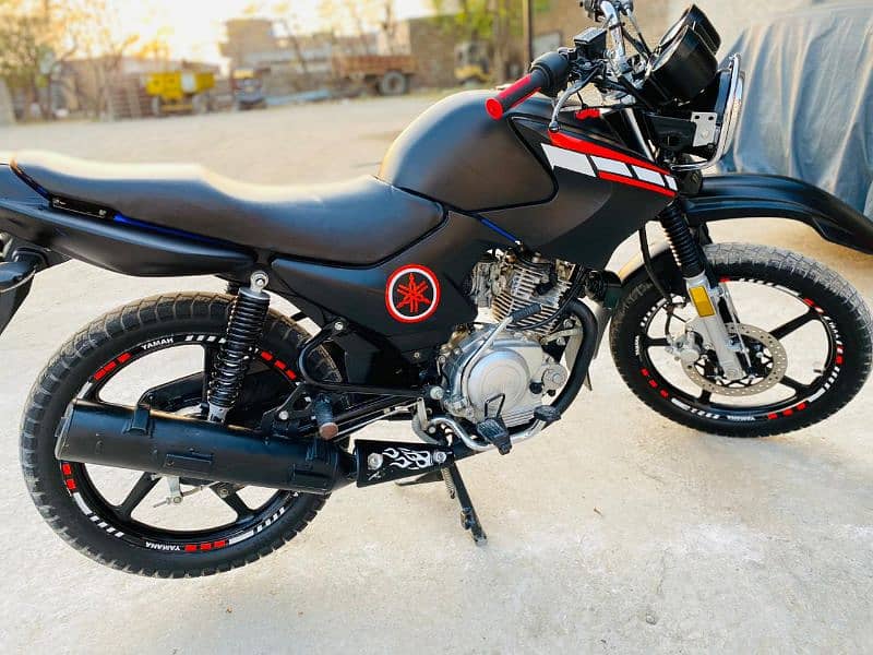 Yamaha YBR 125G 19 Model 03258872259 My Watsapp No 0