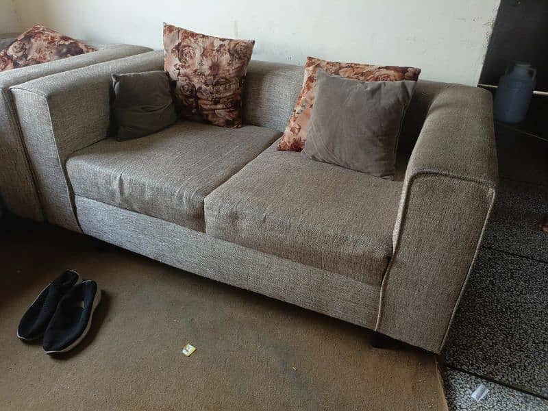 sofa for sell 2