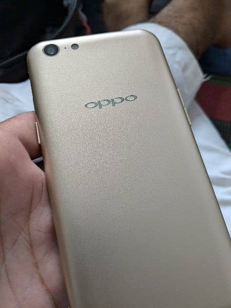 OPPO A71 3