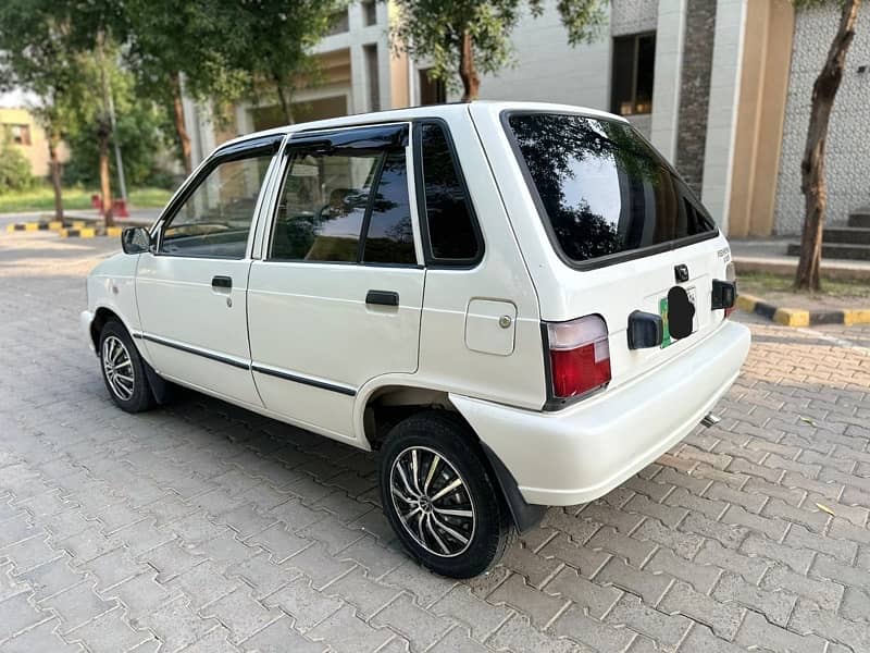 Suzuki Mehran VXR 2015 4