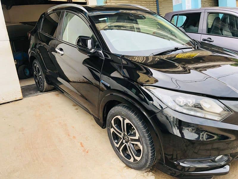 Honda Vezel 2015 fully loaded z package full option 1