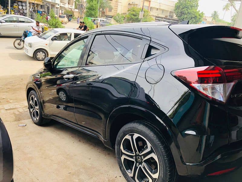 Honda Vezel 2015 fully loaded z package full option 2