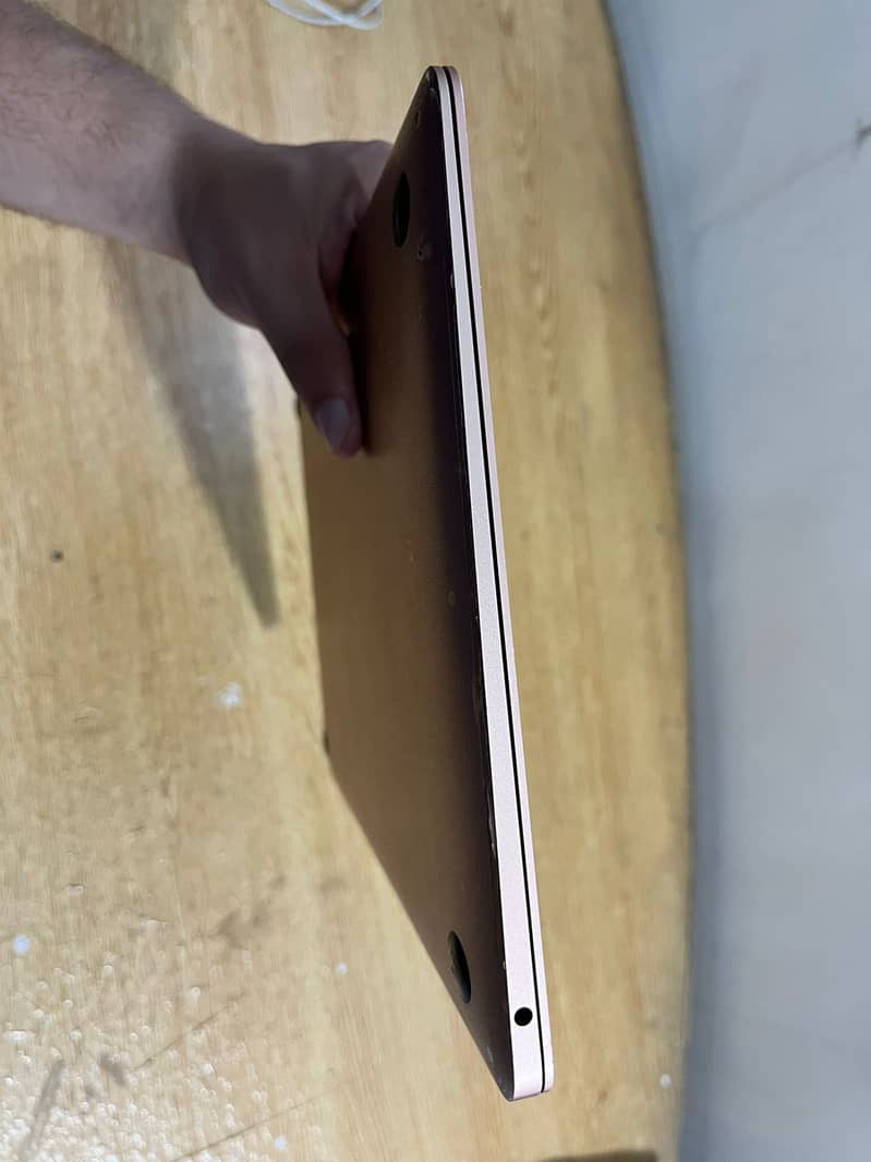 Apple Macbook Air 2018 i5 6th 2