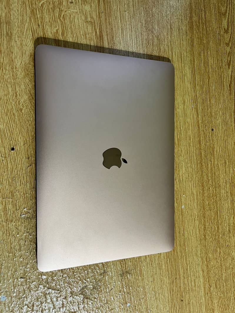 Apple Macbook Air 2018 i5 6th 5