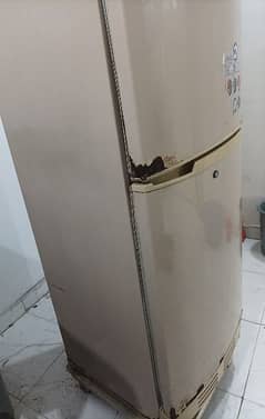 refrigerator 0