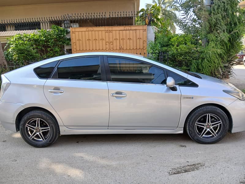 Toyota Prius 2018 2014 1