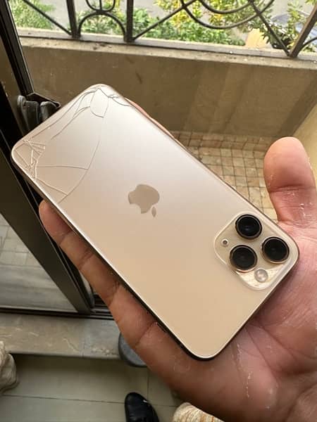 iPhone 11 Pro 256gb FU 5