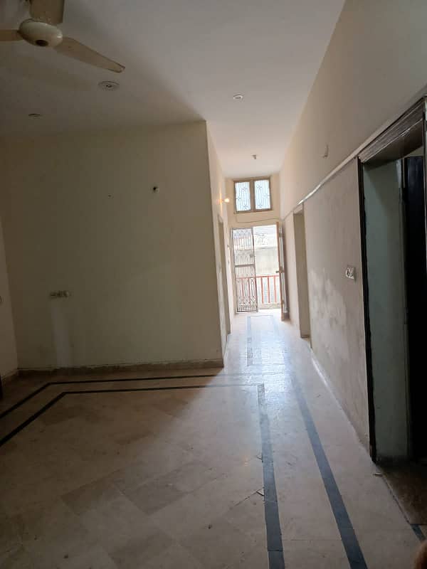 10MARLA MARBLE FLOORING UPPER PORTION FOR RENT IN ALLAMA IQBAL TOWN 2