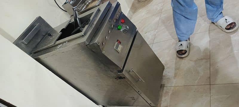 16 litter Fryer Fully Heavy body steel 1