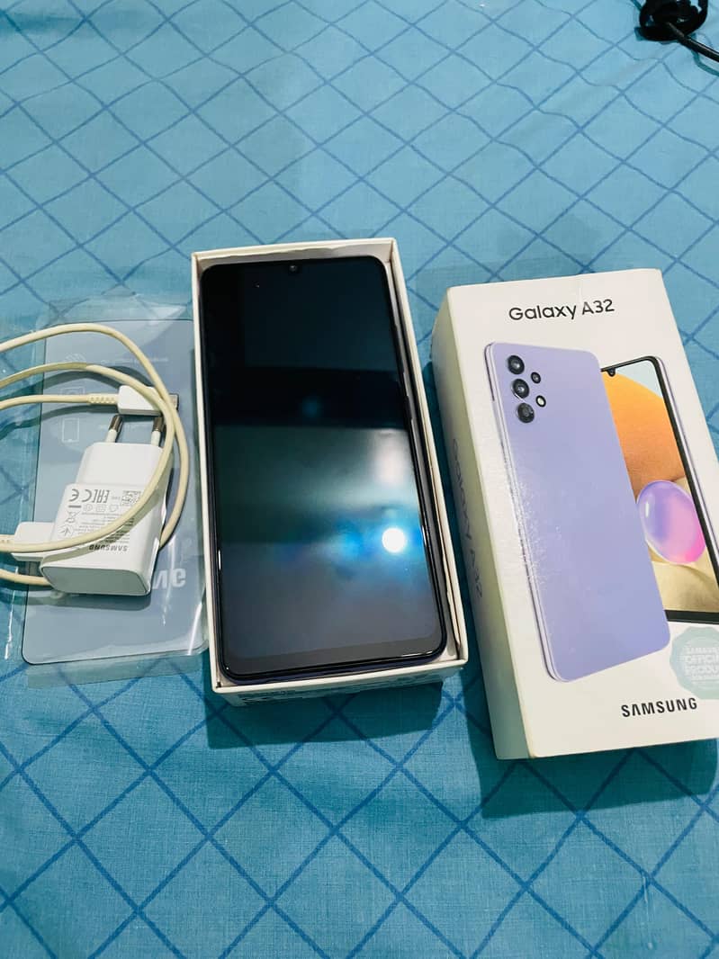 Samsung A 32 6/128 sealed set One hand use 3