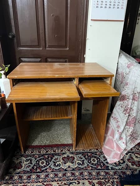 Computer table for sale 2