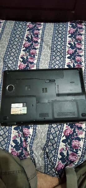 hp pavilion i7 for sell interested contact me whatsapp 03362611838 9