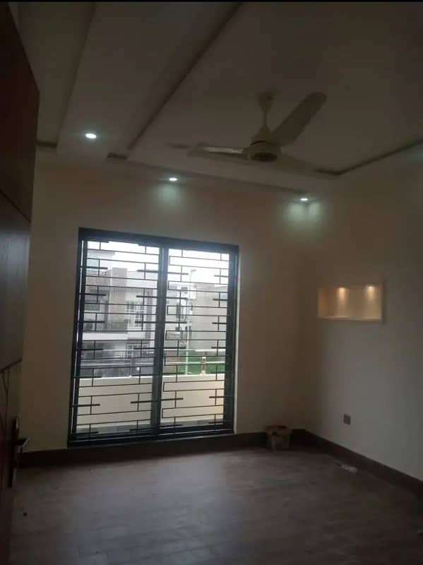 4 marla house for sale in paragon city lahore 9