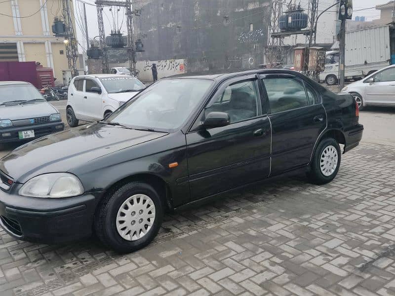 Honda Civic EXi 1996 3