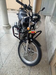 Suzuki GS-150 SE