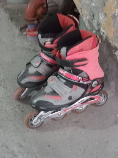 skating shoes available for sale 0