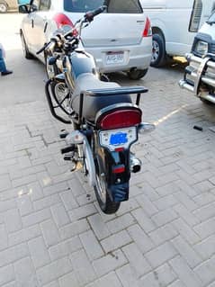 Suzuki GS 150