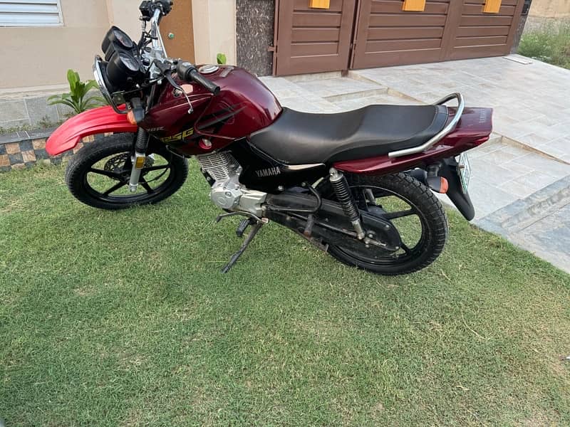 YAMAHA YBR 125G (2019) 0