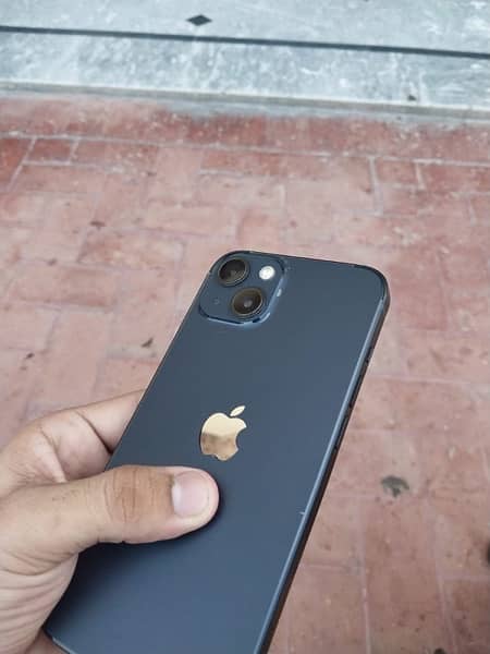 iPhone 13 jv 4 months sim time LLA model with pouch free 2