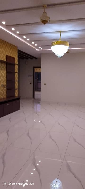 one kanal house for sale in jenipar block bahria Town Lahore good location 16