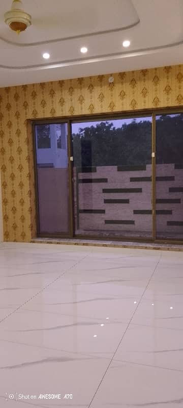 one kanal house for sale in jenipar block bahria Town Lahore good location 24