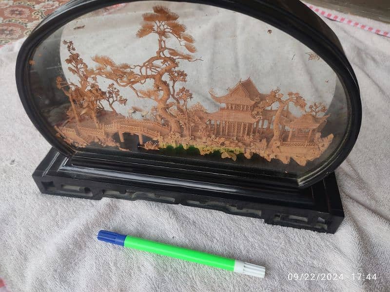 Decoration item - Chinese scenery inside glass 0