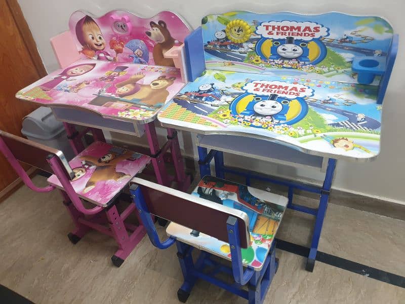 Kids study table with chair 3