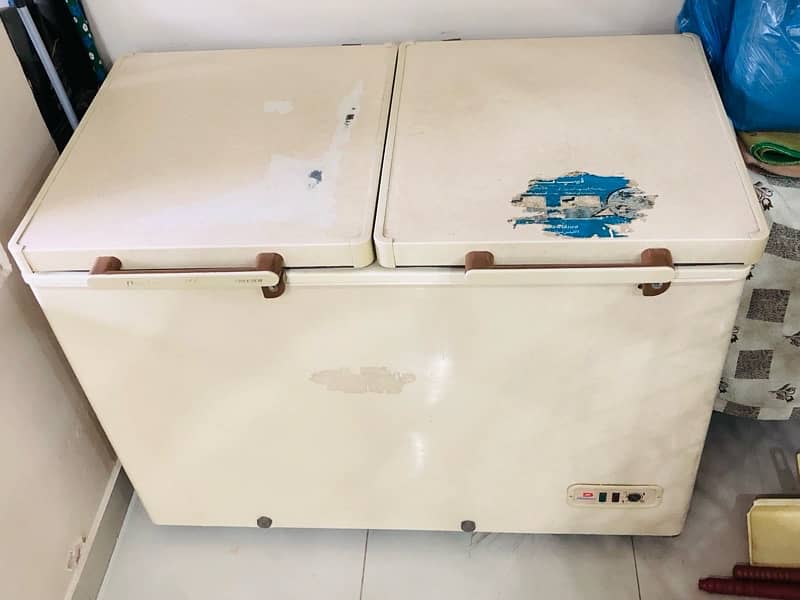 Deep Freezer Double Door DAWLANCE 5