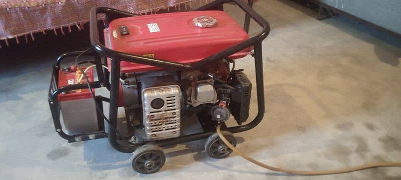 GENERATOR FOR SELL 220V 4