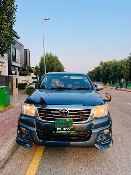 Toyota Hilux 2012 champ 0