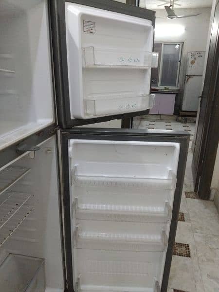 new condition fridge for sale 3