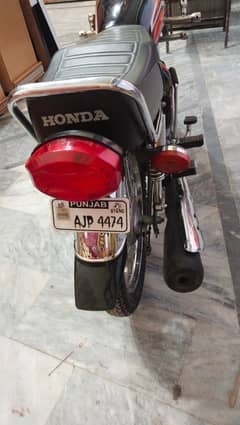 Honda CG 125 2022